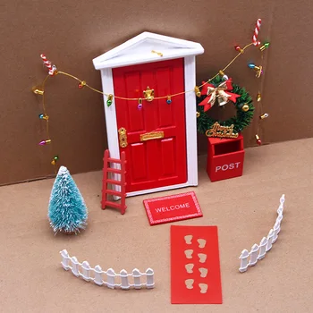Chzimade 11 бр. Мини-червен Коледен комплект миниатюрни аксесоари за куклата къща в ретро стил, модел на коледните къщички за украса на дома